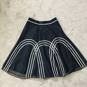 Ann Taylor Loft Net w/ Lining Below-Knee Skirt Sz6